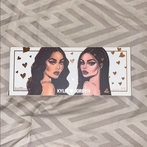 NWT Kylie Cosmetics (Kylie x Jordyn) Palette